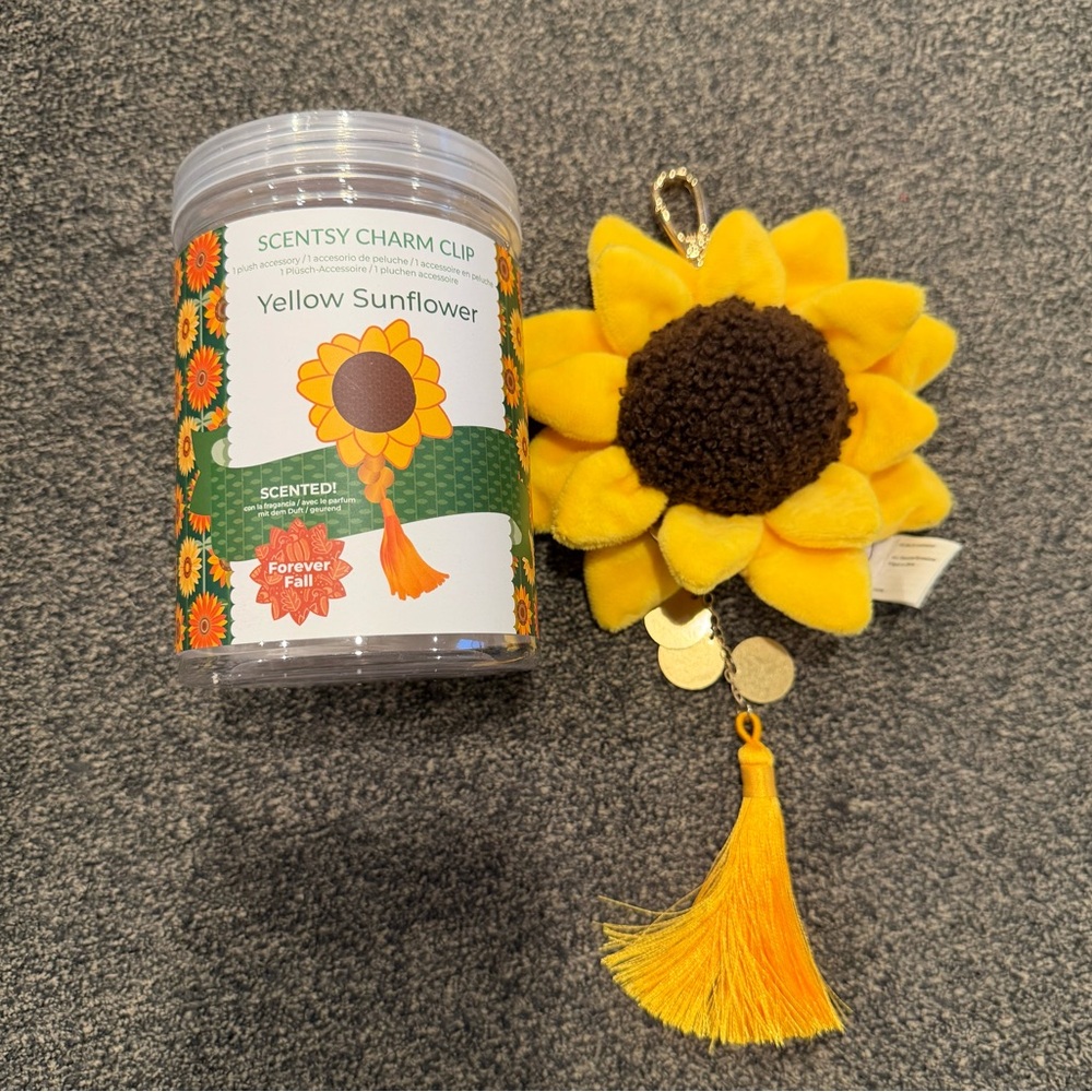 Scentsy Yellow Sunflower Charm with Tassel